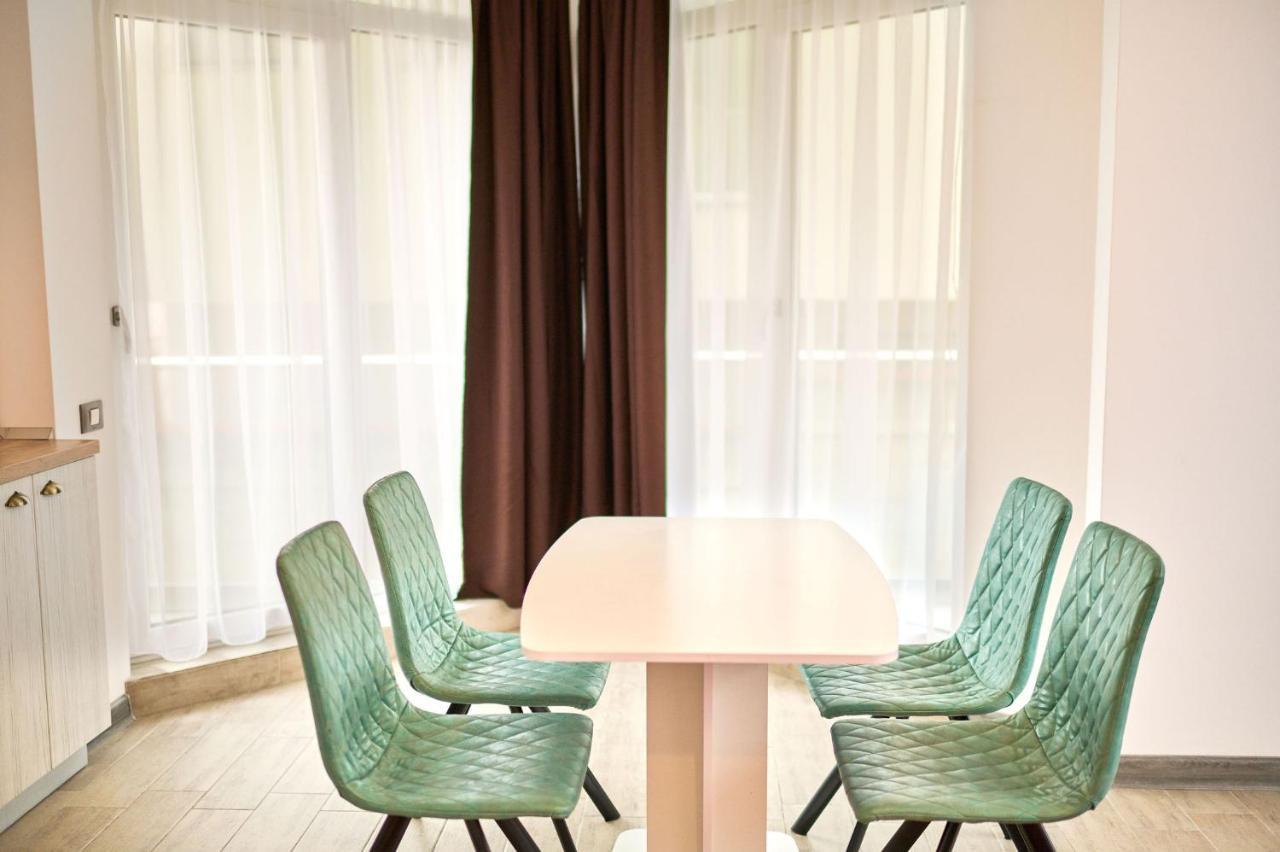 Fancy Apartment In Spa N Pool Beach Resort Mamaia Esterno foto