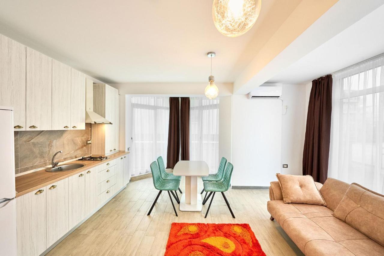 Fancy Apartment In Spa N Pool Beach Resort Mamaia Esterno foto