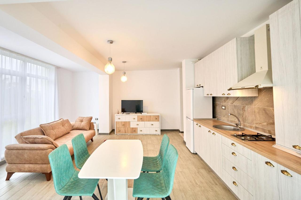 Fancy Apartment In Spa N Pool Beach Resort Mamaia Esterno foto