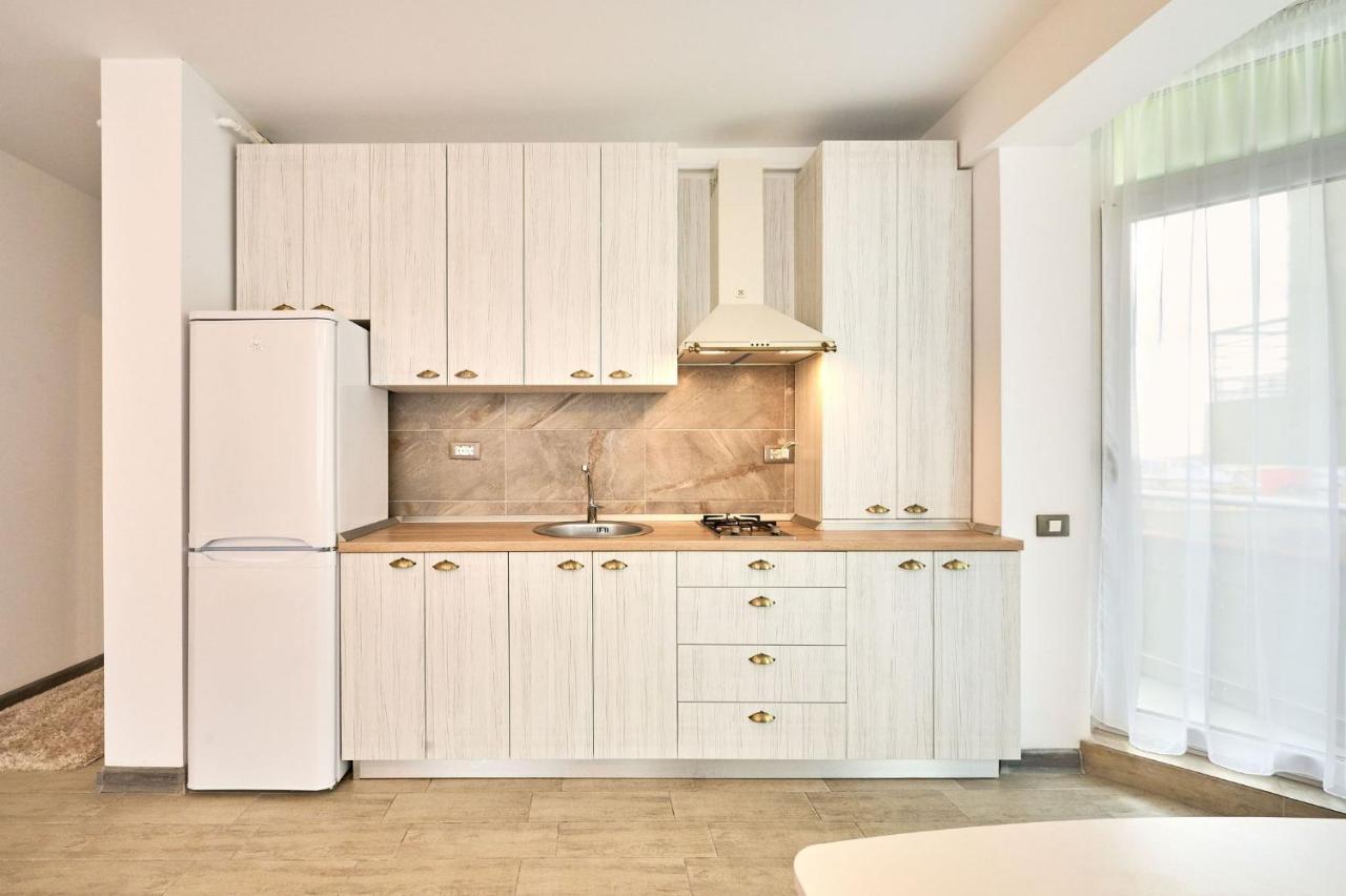 Fancy Apartment In Spa N Pool Beach Resort Mamaia Esterno foto