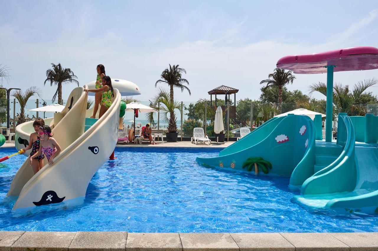 Fancy Apartment In Spa N Pool Beach Resort Mamaia Esterno foto